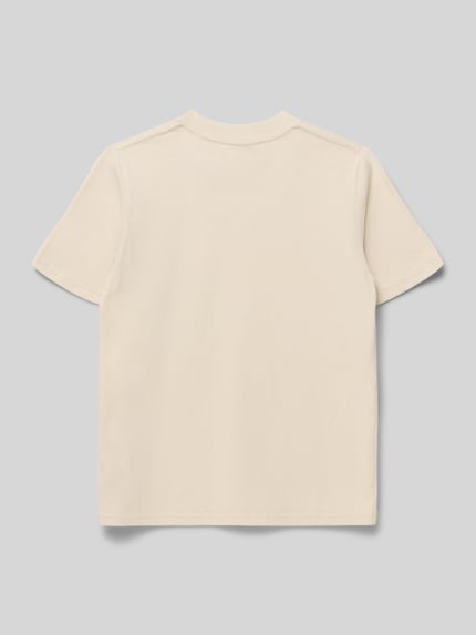 Produktfoto, cremefarbenes T-Shirt mit Rundhalsausschnitt und Label-Stitching von Abercrombie&Fitch, Regular Fit, schlichte Textur