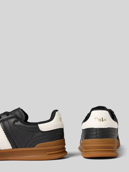 Produktfoto, Sneaker aus Leder mit Schnürung von Polo Ralph Lauren, Echtleder, abgerundete Spitze, Schnürung, Gummisohle, Label-Details, Absatzhöhe 4 cm, Schafthöhe 6 cm, Schaftweite 6 cm, Farbmix aus Schwarz, Weiß und Braun, strukturierte und glatte Oberflächen