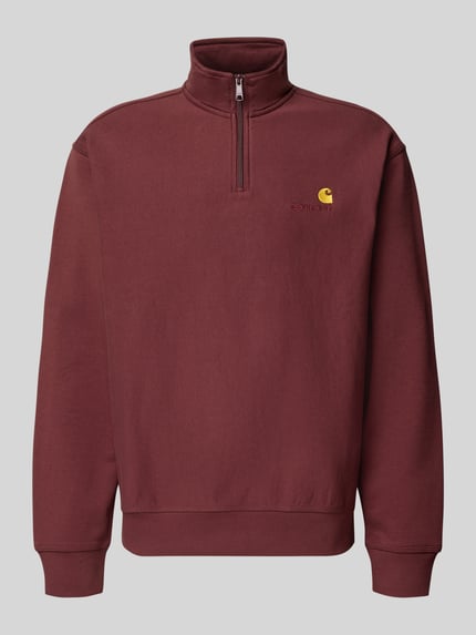 Productfoto, Relaxed Fit Sweatshirt uit elastische materiaalmix van Carhartt Work In Progress, bordeauxrood, labeldetail, Troyer-kraag, elastische boorden, ruglengte 70 cm, mouwlengte 66 cm.