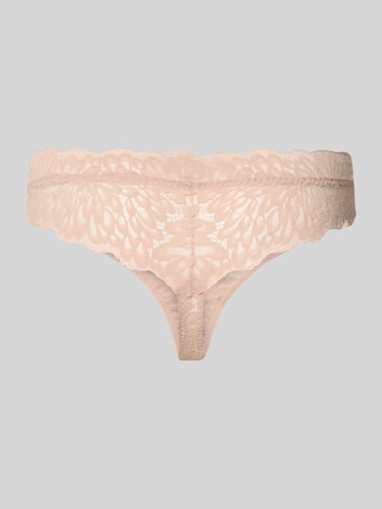 Produktfoto, Slim Fit String aus floraler Spitze Modell 'Lime' von Neo Noir in hellem Beige, elastischer Material-Mix, feine Spitzenstruktur.
