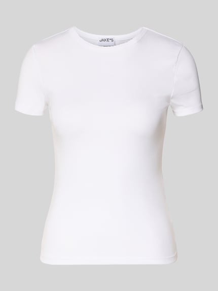 Produktfoto, T-Shirt mit Feinripp und Rundhalsausschnitt von Jake*s Casual, weiß, Baumwoll-Mix mit Stretch-Anteil, Slim-Fit, Wellensaum.