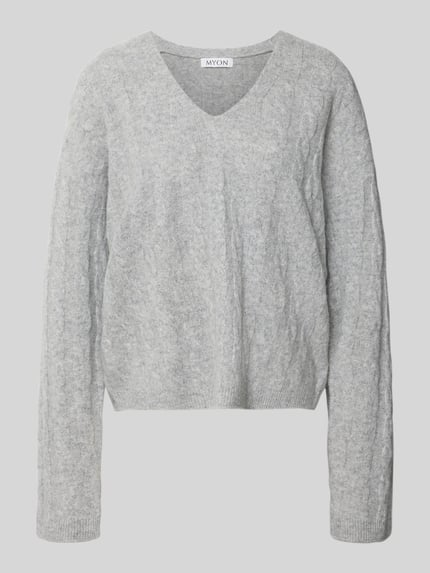 Produktfoto, Relaxed Fit Pullover aus reiner Baumwolle von MYON in Hellgrau, Strick-Optik, V-Ausschnitt, langärmlig, Damen Pullover