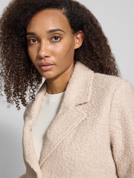 ONLY Teddyjacke mit breiten Umschlagärmeln Modell 'VALERIA' Sand 3