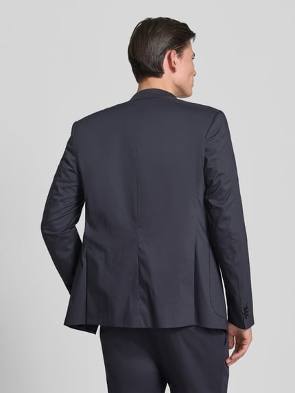 Mannelijk model draagt Sakko met Reverskraag model 'Dallas' van JOOP! collectie, katoenmix, regular fit, ganzkörperaanzicht rückansicht.