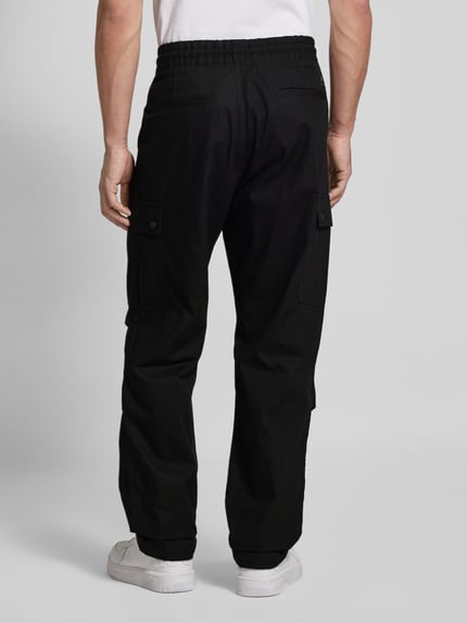 HUGO Spodnie cargo o kroju relaxed fit z elastycznym pasem model ‘Garlo’ Czarny 5