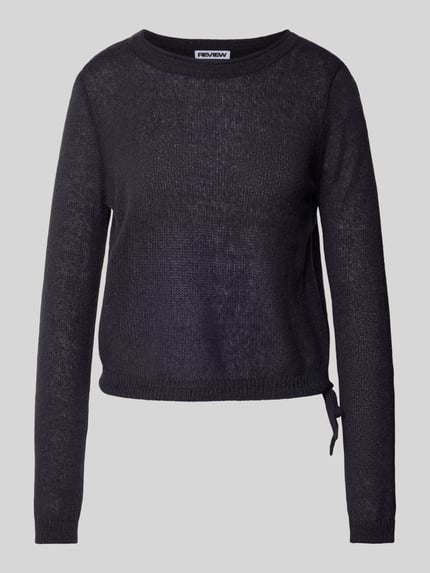 Productfoto, zwarte Rundhals Pullover met tunnelzug van Review, los model met geribbelde boorden, rechte vorm, zachte textuur