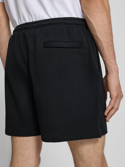 Nike Shorts mit Label-Stitching und elastischem Bund Black 3
