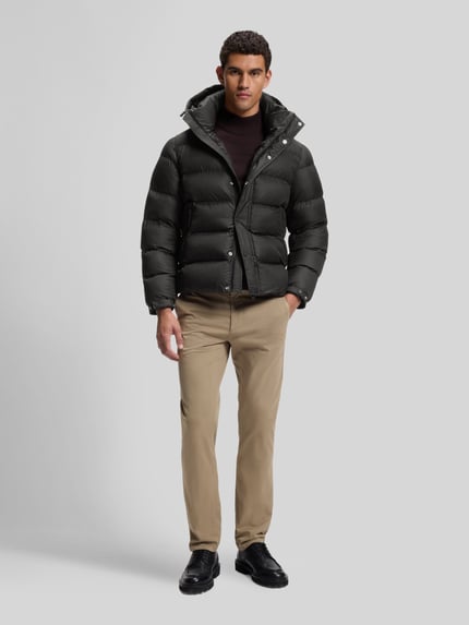 BOSS Orange kurtka pikowana o kroju regular fit z kapturem model 'Omaris' Czarny 1