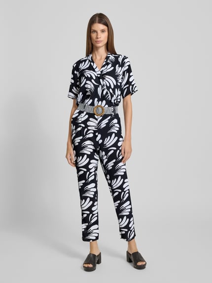 ZABAIONE Jumpsuit mit V-Ausschnitt Black 4