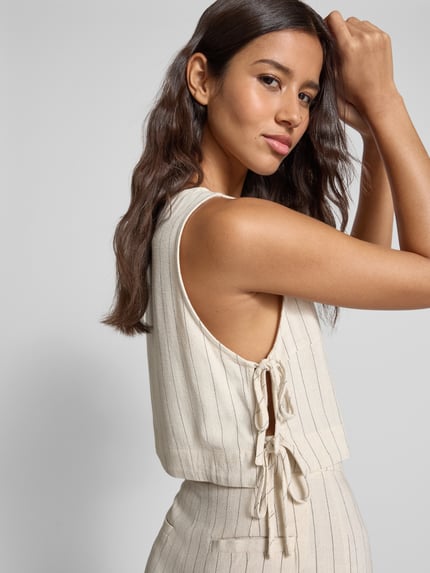 INFLUENCER'S CHOICE BY P&C* Top bluzkowy o kroju regular fit z bocznym sznurowaniem Piaskowy 3