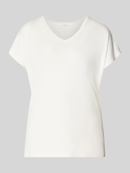 Produktfoto, T-Shirt aus Viskose-Elasthan-Mix mit V-Ausschnitt von Christian Berg Woman, Damen T-Shirt in Weiß, Relaxed-Fit, Kappärmel, Rückenlänge 63 cm bei Größe S.