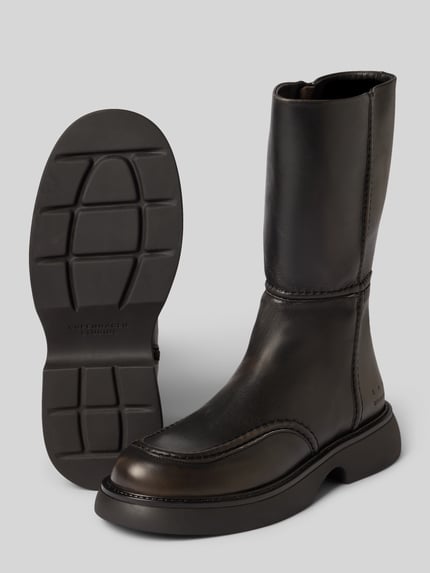 Produktfoto, Stiefel aus Leder mit Reißverschluss Modell 'CPH760' von Copenhagen, schwarz, abgerundete Spitze, Damen Stiefel, strukturierte Sohle, Absatzhöhe 4 cm, Schafthöhe 27 cm, Schaftweite 16 cm