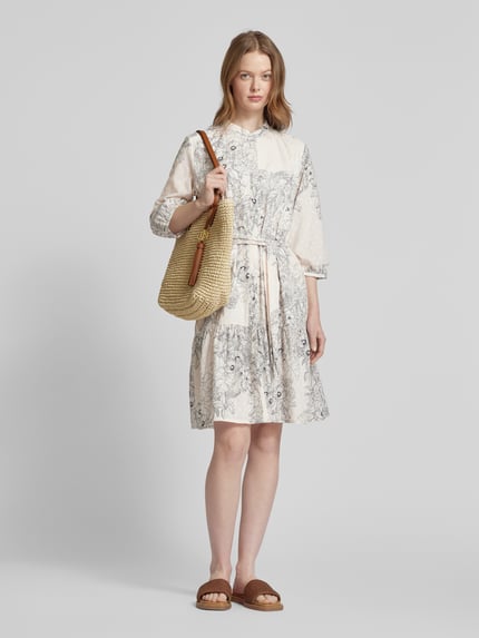 0039 Italy Knielange jurk met opstaande kraag, model 'MILO' Offwhite - 1
