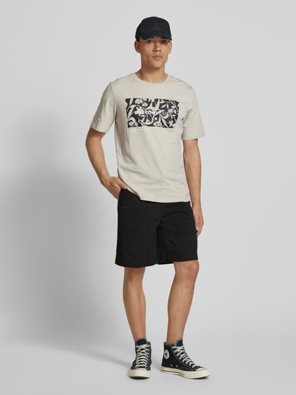 JACK & JONES Szorty chinosy o kroju regular fit z wpuszczanymi kieszeniami model ‘BILL BARRET’ Czarny 1