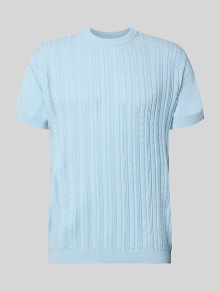 Produktfoto, T-Shirt mit Zopfmuster von Lindbergh in Hellblau, reine Baumwolle, gerader Schnitt, Strick-Optik, Rundhalsausschnitt.