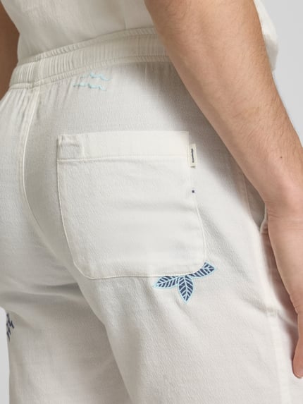 KnowledgeCotton Apparel Loose Fit Shorts mit Motiv-Stitching Offwhite 3