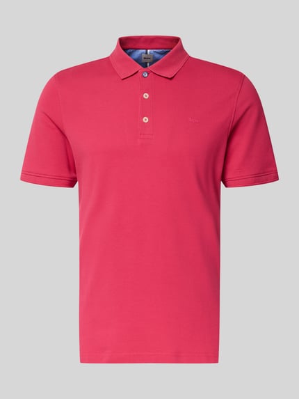 Produktfoto, Slim Fit Poloshirt aus Baumwoll-Mix Modell 'Pete' von BRAX in Rot mit Polokragen, Herren Poloshirt, glatte Textur