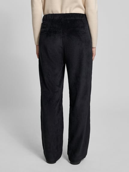 MAC Flared Cordhose mit Paspeltaschen am Gesäß Modell 'CHIARA' Black 5