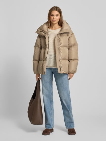 GANT Relaxed Fit Daunenjacke mit Stehkragen Camel 1