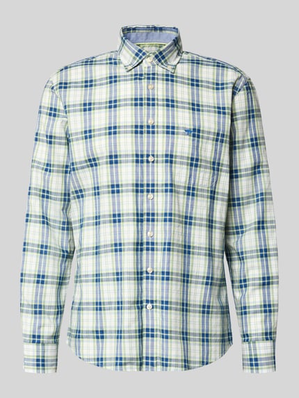 Produktfoto, Freizeithemd mit Knopfleiste van Fynch-Hatton, ruitpatroon in blauw, groen en wit, katoen, regular fit, borstzak, button-down kraag.