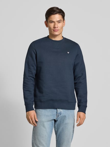 Wood Wood Sweatshirt mit Logo-Badge Modell 'Tye' Dunkelblau 4
