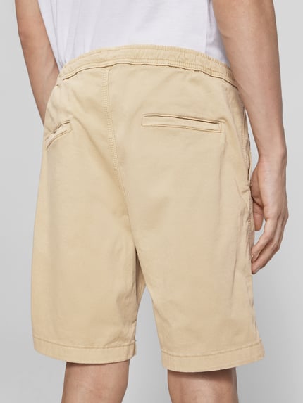 URBAN CLASSICS Regular Fit Shorts mit elastischem Bund Beige 3