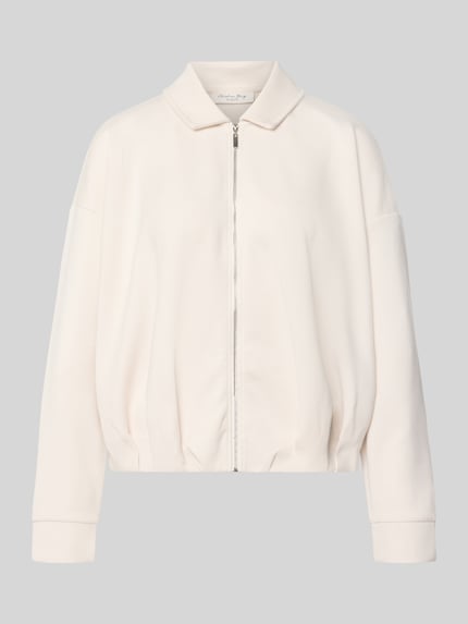Produktfoto, Sweatjacke mit Umlegekragen von Christian Berg Woman in cremefarbenem Modal-Mix, lockere Passform, elastische Abschlüsse