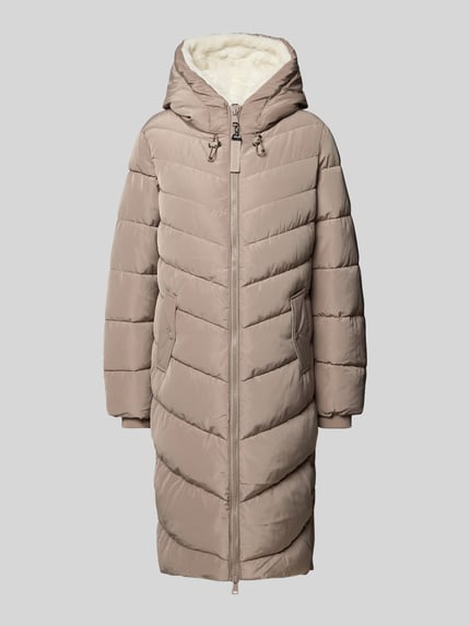 Produktfoto, Puffer Coat mit Kapuze von S.OLIVER CASUAL w kolorze jednolitym, długość longline, detale z przeszyciami i label, dwukierunkowy zamek, kaptur z tunelem, boczne kieszenie, rękawy długie zakończone elastycznie, dół lekko zaokrąglony, wykończenie matowe, miękka tekstura