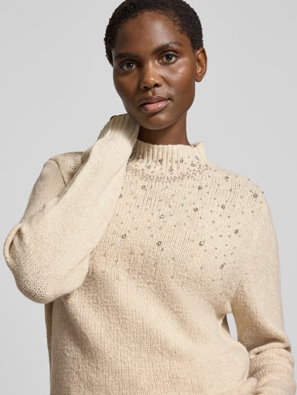 GUIDO MARIA KRETSCHMER WOMAN Regular Fit Strickpullover mit Ziersteinbesatz Modell 'DAKOTA' Beige 3