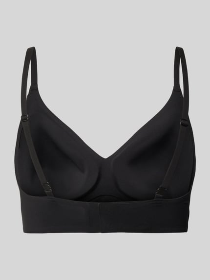 Productfoto, zwarte Triangel-BH met verstelbare bandjes model 'Simply Better' van Mey, zachte stof, stretch, haaksluiting, aansluitende fit