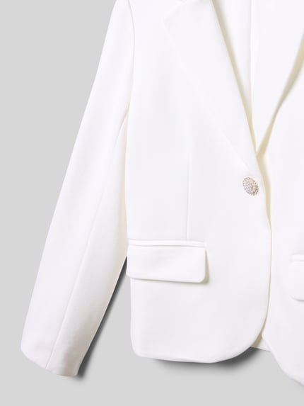 Productfoto, Regular Fit Blazer aus Viskose-Mix von DANAMADE in wit met reverskraag, knoopsluiting en paspelzakken, gladde textuur.