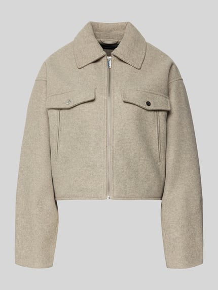 Produktfoto, Regular Fit Hemdjacke mit Reißverschluss Modell 'FORTUNEFREJ' von Vero Moda, unifarben, Filz, Hemdkragen, Pattentaschen.