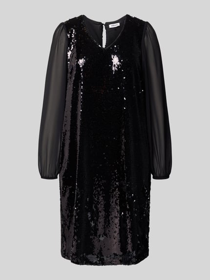 Produktfoto, Knielanges Kleid mit Paillettenbesatz von More & More, czarny, elastyczna mieszanka materiałów, taliowany krój, długość do kolan, dekolt w serek, wycięcie w kształcie łezki z tyłu, zapięcie na guzik, półprzezroczyste bufiaste rękawy, cekinowe obszycie, długość tyłu 92 cm, szerokość w biuście 50 cm, długość rękawa 60 cm, rozmiar 36.