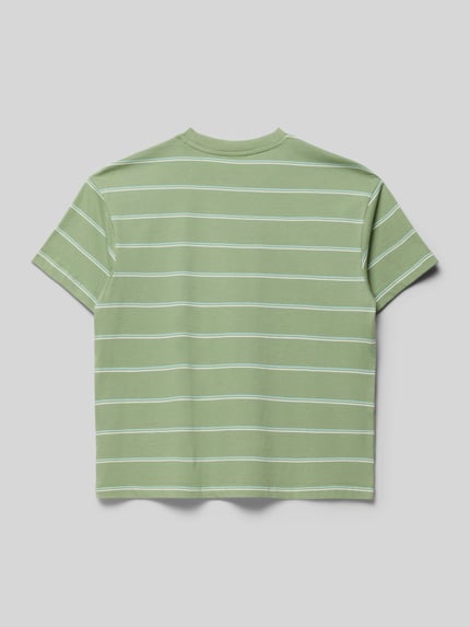 Produktfoto, Regular Fit T-Shirt aus reiner Baumwolle von s.Oliver RED LABEL Kinder T-Shirt, Optik:Allover-Muster, gestreift, Statement-Stitching, Rundhals, Ärmelform: Kurzarm, Materialverarbeitung: Jersey, grün mit weißen Streifen, glatte Struktur
