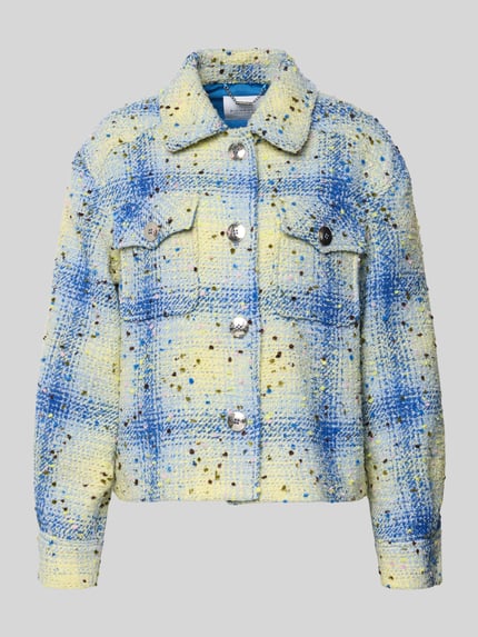 Produktfoto, Regular Fit Jacke mit Woll-Anteil von Rich & Royal, żółto-niebieska krata, tekstura mieszanki materiałów, kołnierz, kieszenie na piersi, pełna listwa guzikowa, mankiety sportowe, długość tyłu w rozmiarze 36: 56 cm, szerokość ramion w rozmiarze 36: 47 cm, szerokość w biuście w rozmiarze 36: 53 cm, długość rękawa w rozmiarze 36: 59 cm