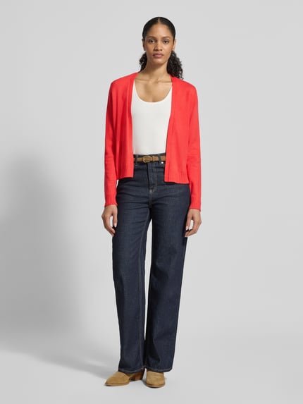 Vrouwenmodel draagt Regular fit Cardigan uit Viscosemix model 'Viril' van Vila met tricotlook, elastische boorden, Ganzkörperaanzicht voorkant