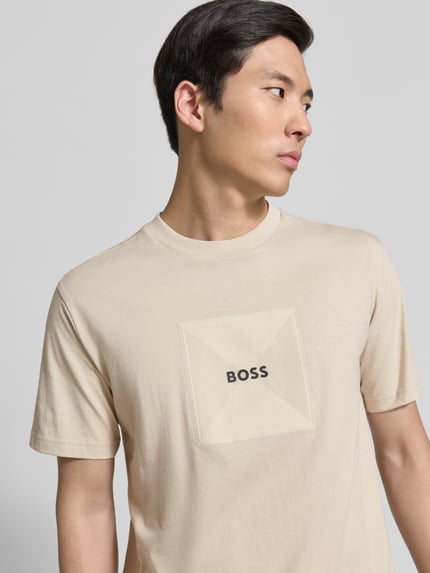 BOSS Green Regular Fit T-Shirt mit Logo Print Beige 3