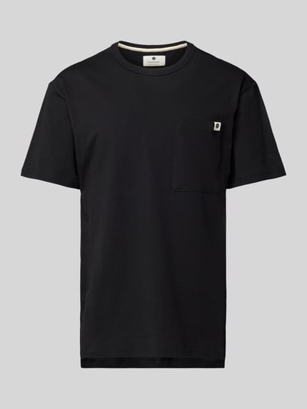 Anerkjendt T-Shirt mit Brusttasche Modell 'AKRUNE' Black 2