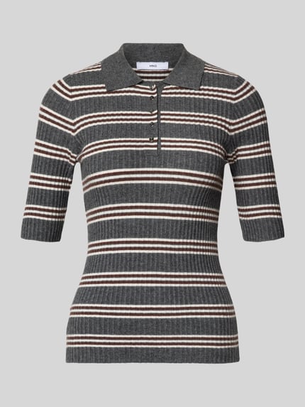 Produktfoto, Strickshirt aus Viskose-Mix mit Polokragen Modell 'HIJAS' von Mango, Slim-Fit, Damen, Ripp-Optik, gestreift in Grau und Beige.