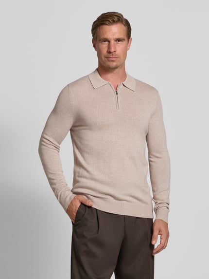 Christian Berg Men Sweter z dzianiny o kroju regular fit z mieszanki wełny z wykładanym kołnierzem Piaskowy melanż 4