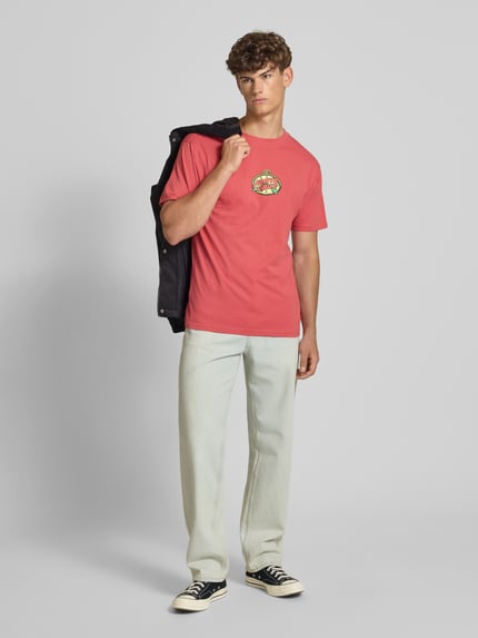 Santa Cruz T-Shirt mit Label-Print und Rundhalsausschnitt Koralle 1