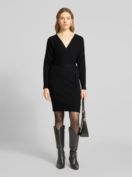 VERO MODA Getailleerde gebreide jurk van viscosemix, model 'HOLLYREM' Zwart - 1