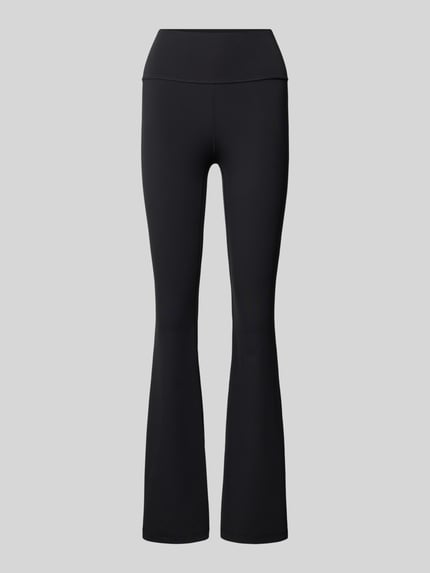 Flared Fit Stoffhose mit breitem Bund Modell 'All Me' Shop The Look MANNEQUINE
