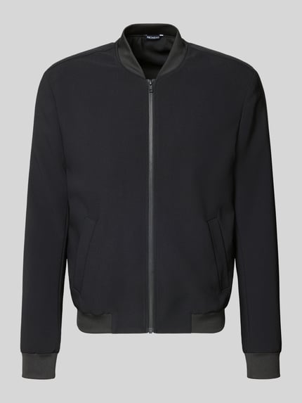 Produktfoto, Blouson mit seitlichen Eingrifftaschen von MCNEAL, czarny materiał z elastycznym wykończeniem, krój regular fit, stójka, zamek błyskawiczny, elastyczne mankiety, długość tyłu w rozmiarze M: 65 cm, szerokość ramion w rozmiarze M: 45 cm, szerokość klatki piersiowej w rozmiarze M: 60 cm, długość rękawa w rozmiarze M: 71 cm