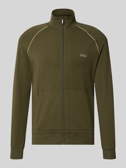 Produktfoto, Regular Fit Sweatjacke aus Baumwoll-Mix von BOSS in Olivgrün mit dezenten Kontrastnähten, glatte Textur, Herren Sweatjacke.