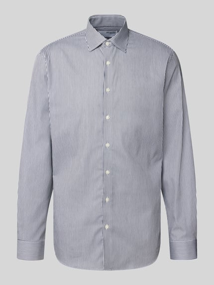 Produktfoto, Slim Fit Businesshemd aus Baumwoll-Mix Modell 'FILIP' von Selected Homme mit feinem Webstreifen, Knopfleiste, langarm