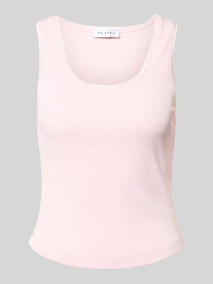 Produktfoto, Tanktop in Ripp-Optik Modell 'Jolie' von OH APRIL in zartem Rosa, Baumwoll-Elasthan-Mix, Spitzenbesatz, Slim Fit, Rundhalsausschnitt