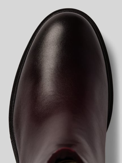 Productfoto, glad donkerbruin leer met subtiele glans, Chelseas uit echt leer model 'Paula' van Marc O'Polo, Dames