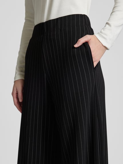 Tom Tailor Denim Kuloty o kroju regular fit z cienkimi prążkami Czarny 3