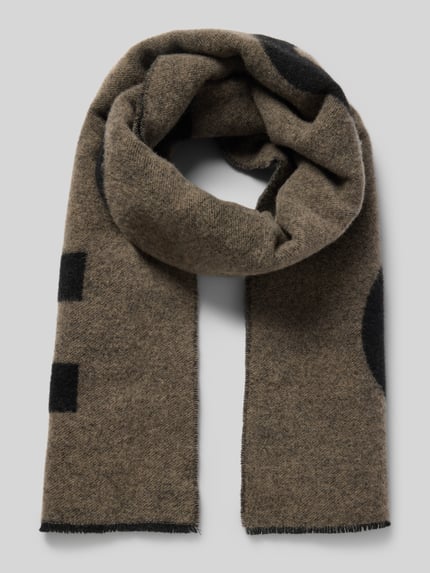 Produktfoto, Schal mit Woll-Anteil Modell 'Martyn' von HUGO CLASSIFICATION in Braun mit Motiv-Print, Jacquard-Optik, Stricktextur, Logo-Schriftzug.